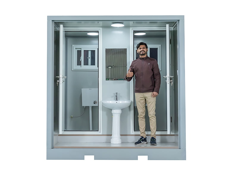 Prijenosni vanjski WC za dvije osobe